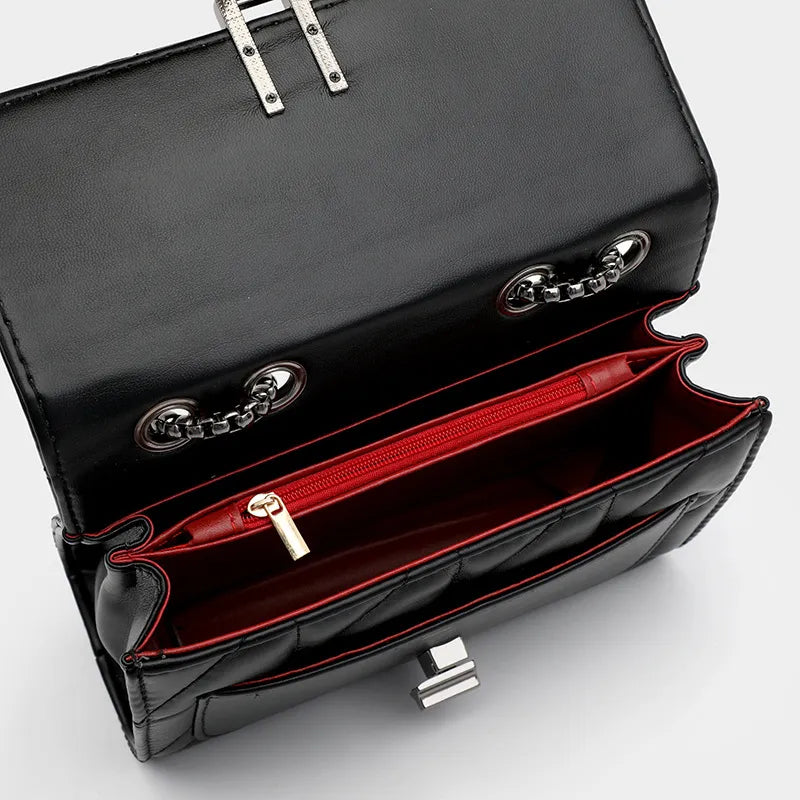 Bolsa ChicElegance em Couro Sintético