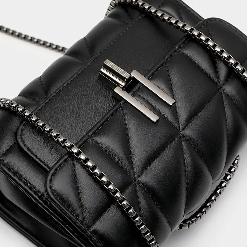 Bolsa ChicElegance em Couro Sintético