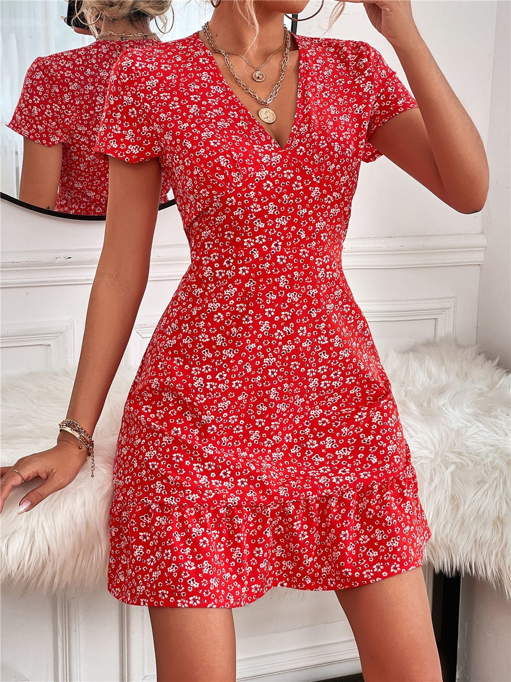 Vestido Midi Floral com Babado